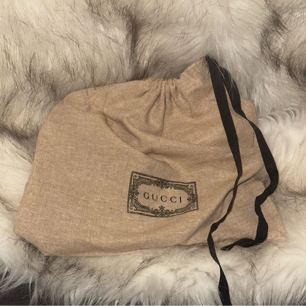 ๐ SOLD ๐ GUCCI
Pre-Loved Beige GG Canvas Flap Continental Wallet ๐ - Picture 16 of 16